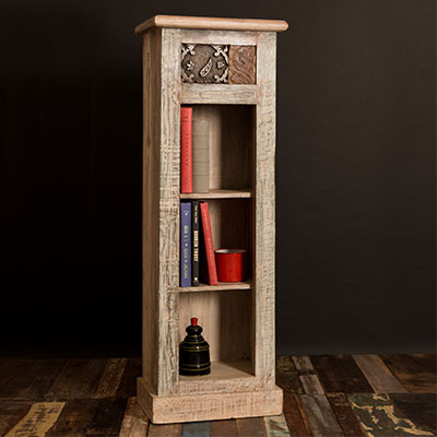 Expandable Savvy Shelf organizer for kitchen storage and clutter-free cabinets